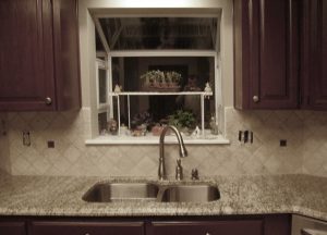 Custom tiled kitchen backsplash