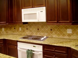 Custom tiled kitchen backsplash